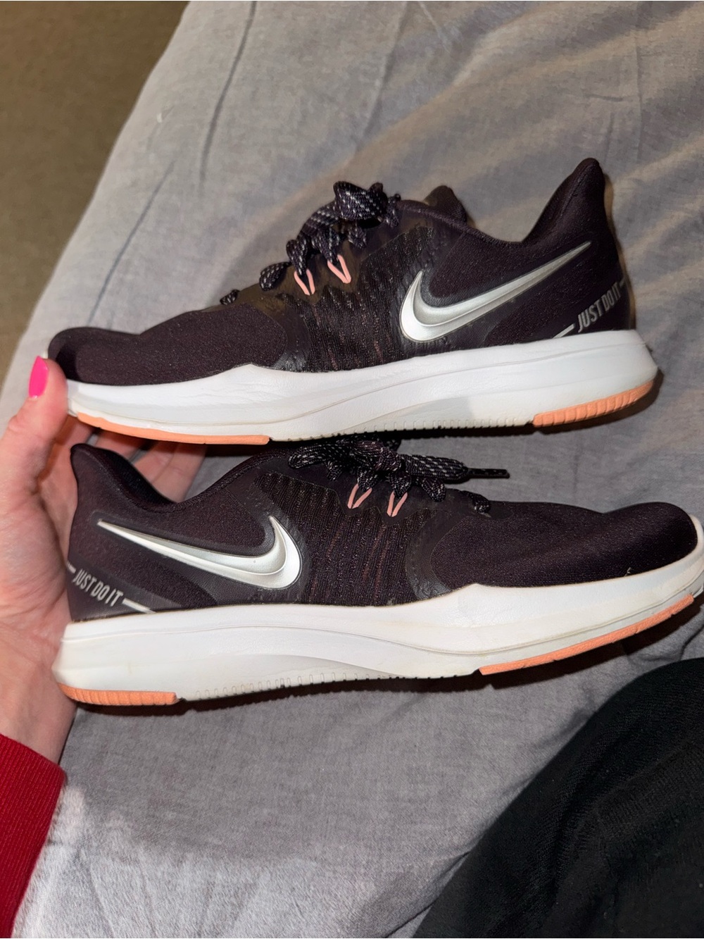 Nike Women's Dark Purple Athletic Shoes with Peach Accents